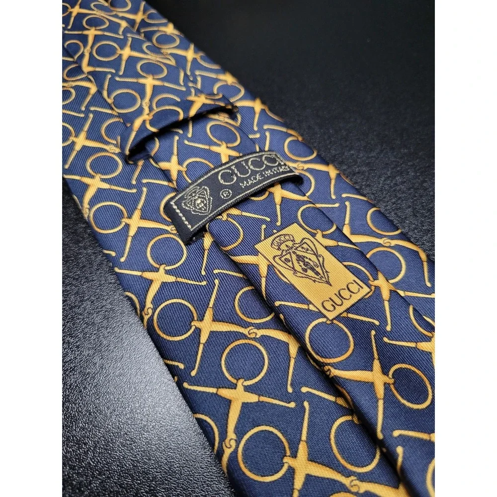 Gucci Men's Necktie Navy Gold Horsebit Silk 3.75 x 58 Excellent